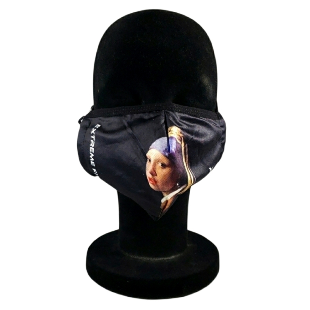 Extreme Fit Mask Girl with Pearl Earring